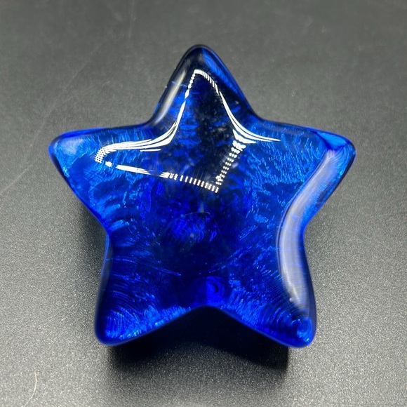 Fire and Light Recycled Glass Paperweight Cobalt Blue Shooting Star Signed USA - Picture 1 of 4